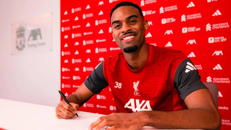 Ryan Gravenberch forlænger kontrakten med Liverpool