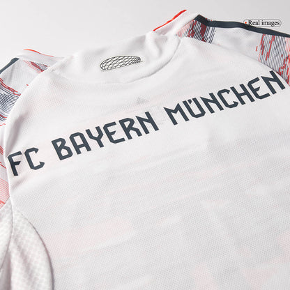 Bayern Munich Udebanebanetrøje Spillerversion 2025/26 OLISE #17