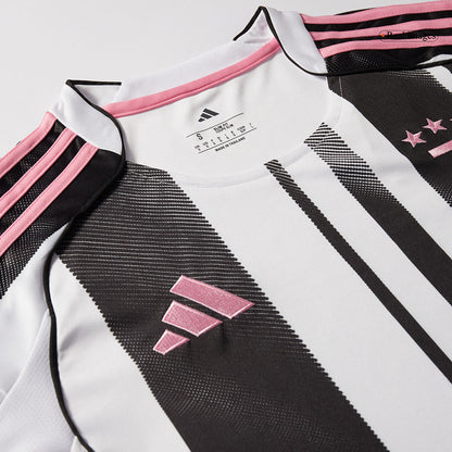 Juventus Hjemmebanesæt 3-dele 2025/26