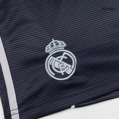 Real Madrid Udebanesæt Børn 2025/26 [PREMIUM]